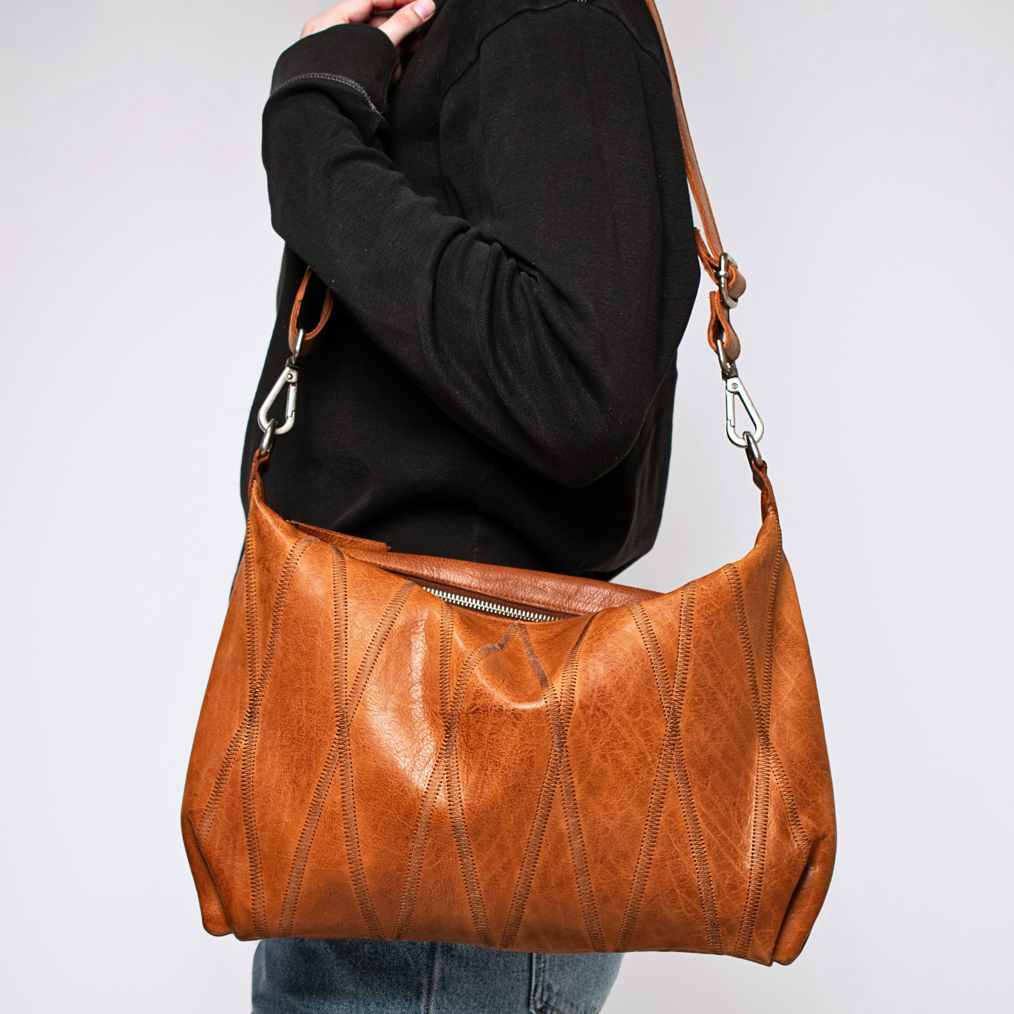 Avery Diamond Leather Crossbody Bag - Latico Leathers