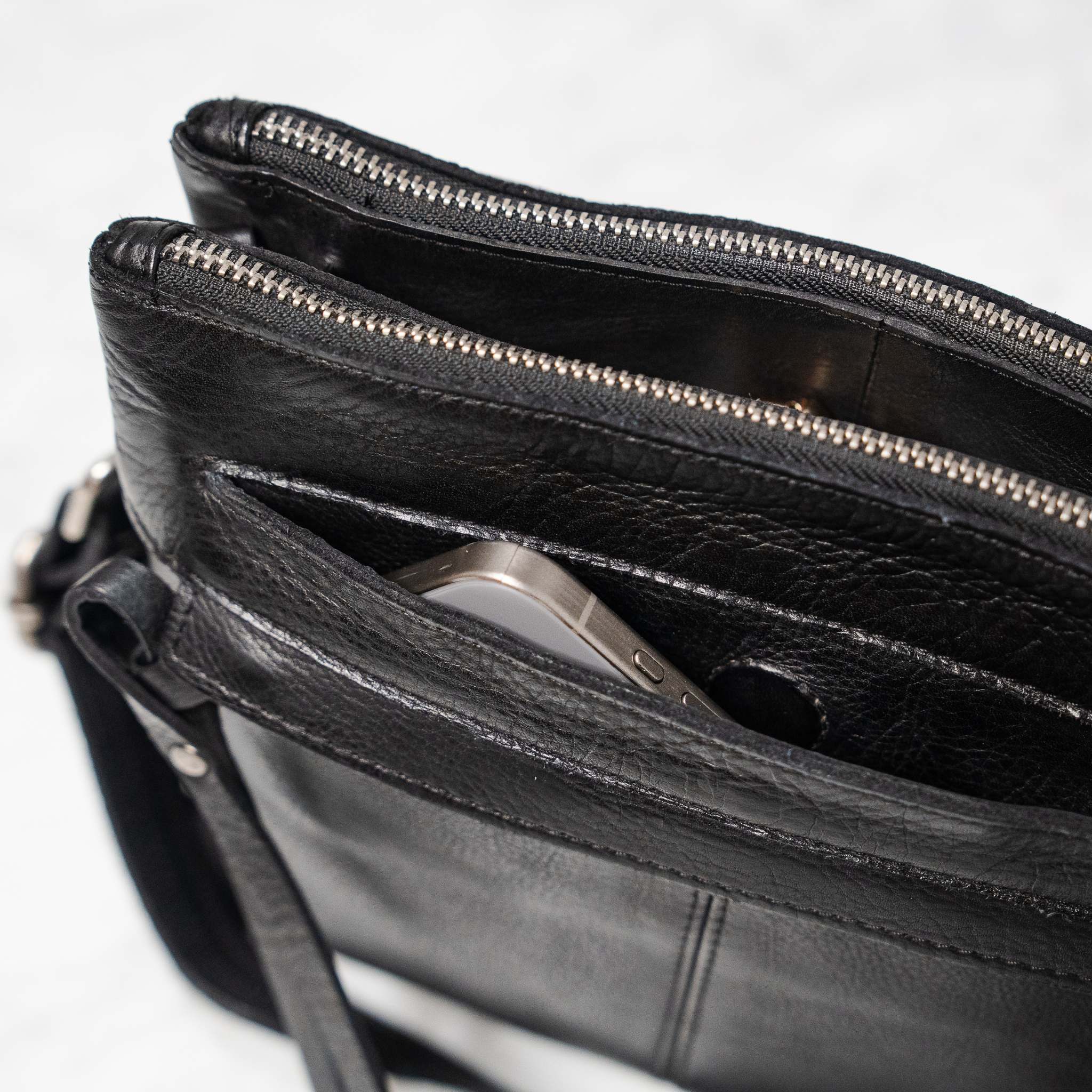 Jett Leather Crossbody - Latico Leathers