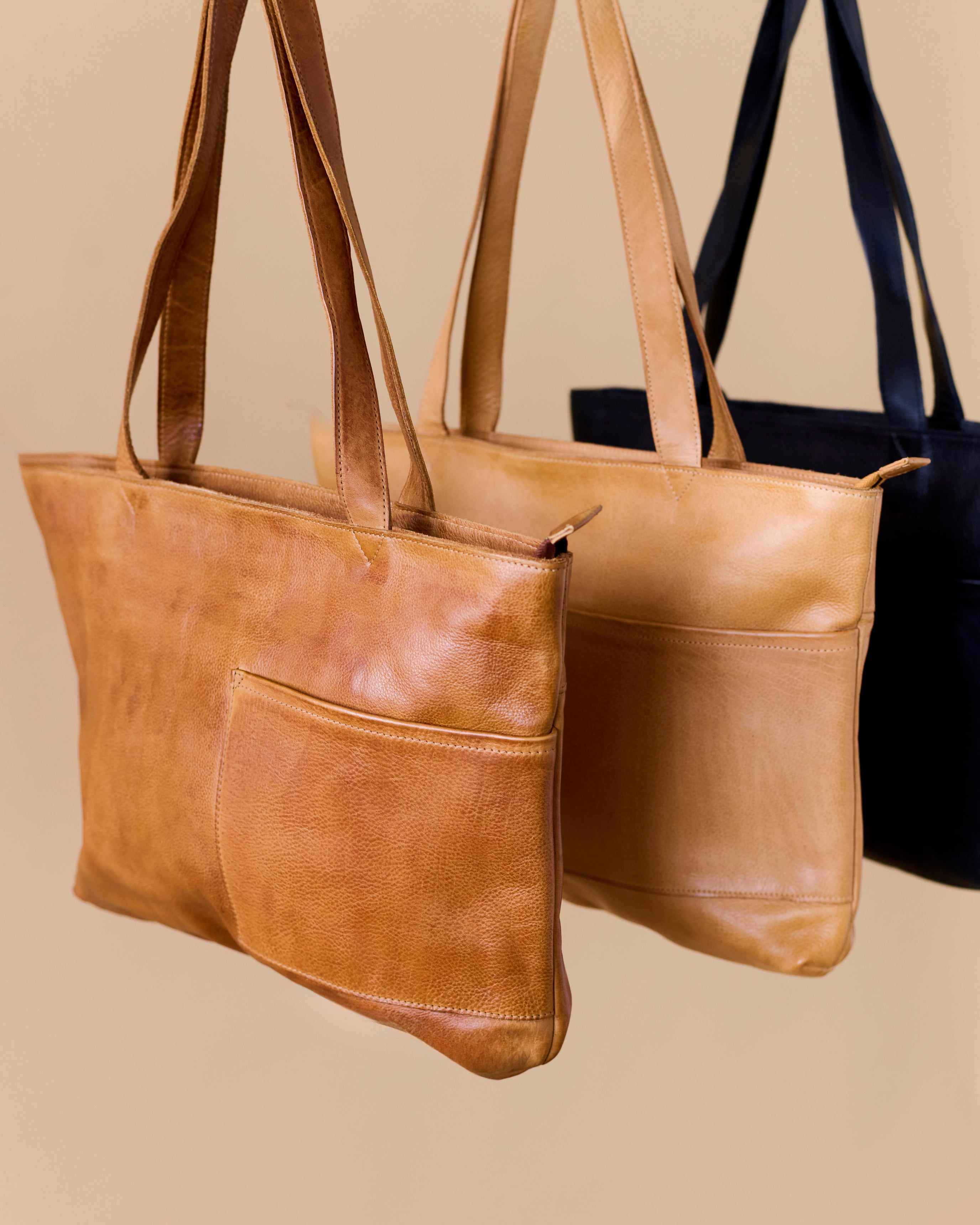 Leon + Noelle Shoulder Bags: Spring Collection