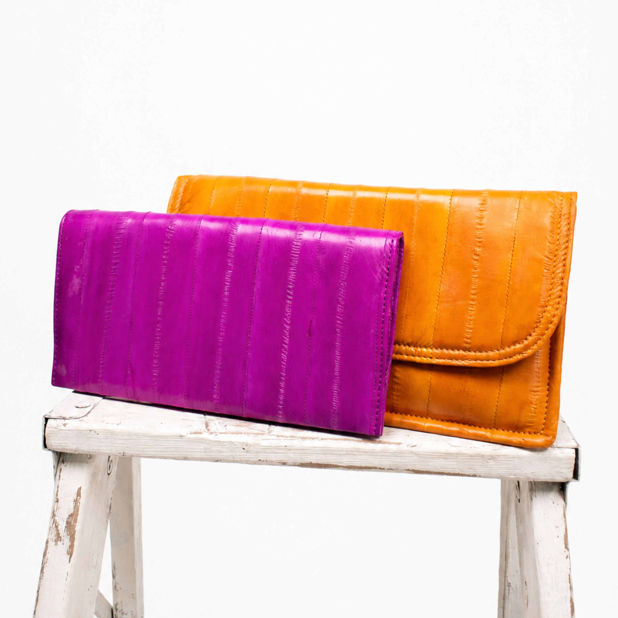 Eel-ectricity Wallet in Fuschia